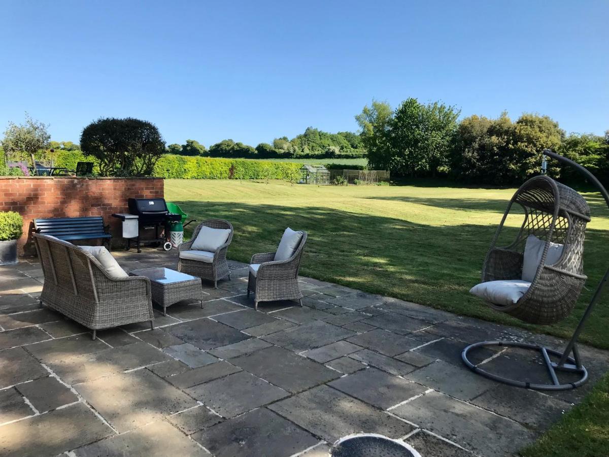 Bed and Breakfast Mulberry Barn Micheldever Esterno foto