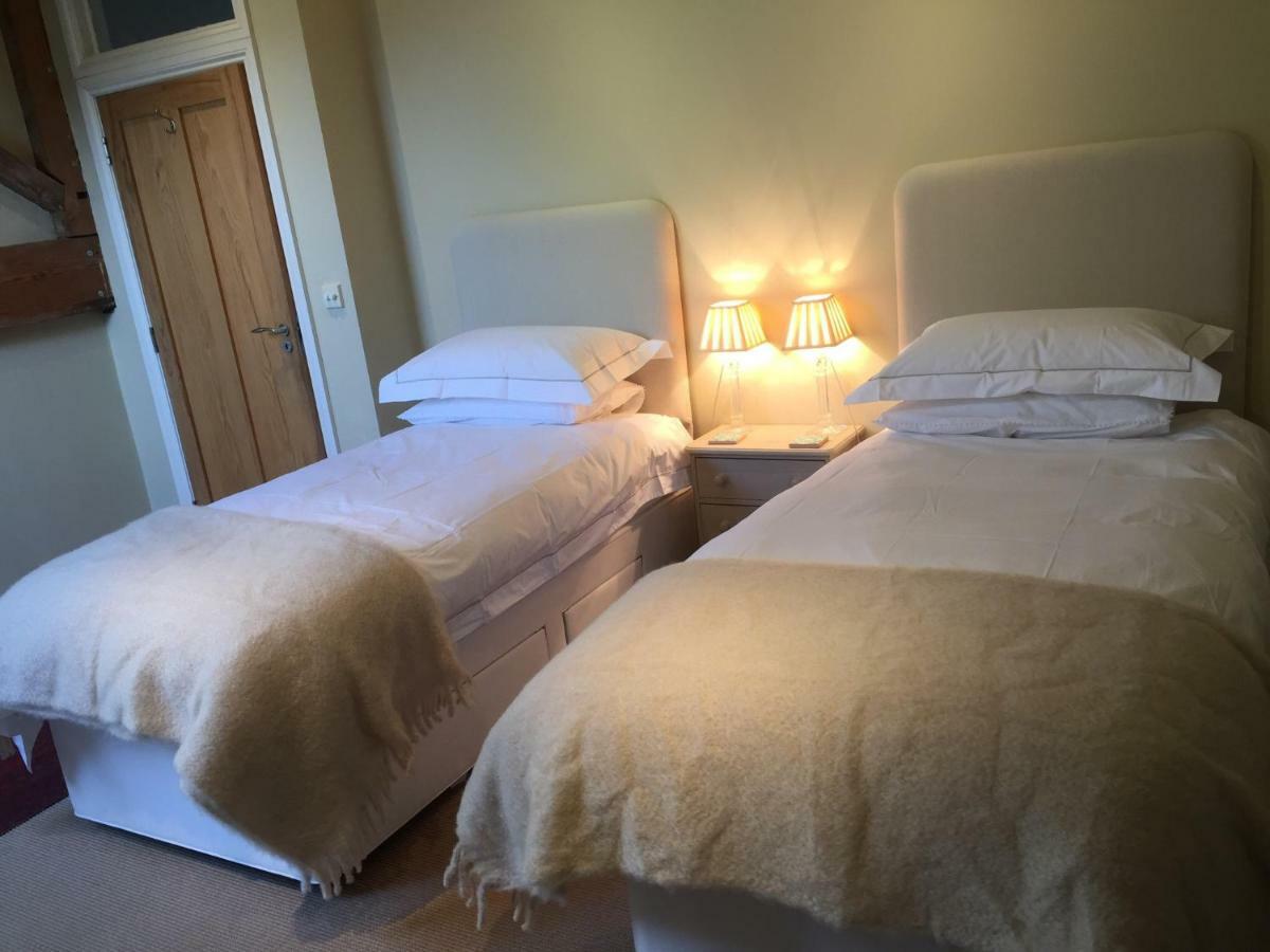 Bed and Breakfast Mulberry Barn Micheldever Esterno foto